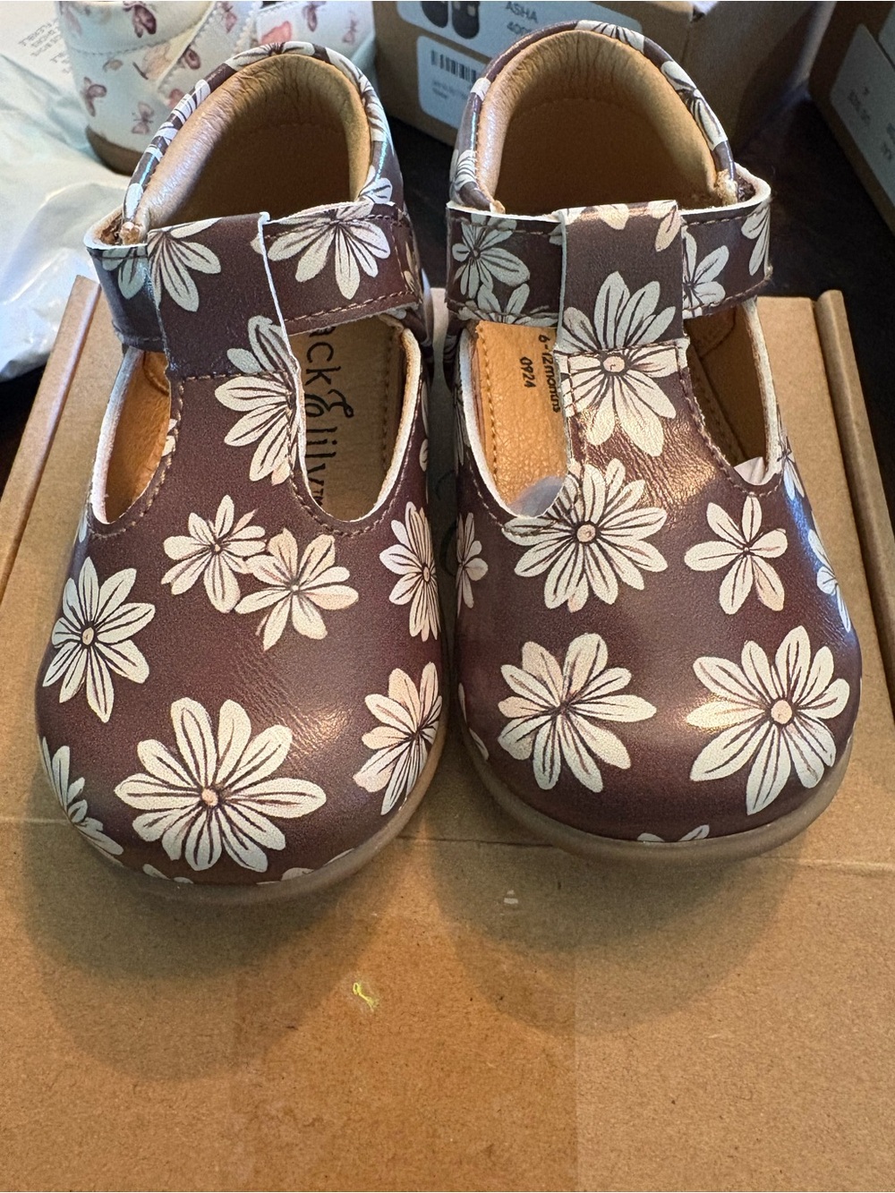 Toddler Floral T-Strap Dress Shoes in Brown with White Flowers